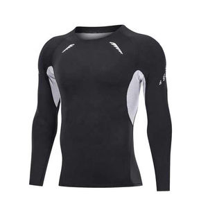 Service professionnel garantissant la conformité aux normes de ce rashguard pour homme à sublimation, séchage rapide, manches longues, en tissu polyester/nylon, pour la vente en gros. - Product Image 4
