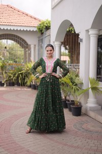 Salwar Kameez de malla bordada para mujer, vestido étnico indio pakistaní, manga larga, largo hasta el suelo, para bodas y fiestas, reciclado - Product Image 4