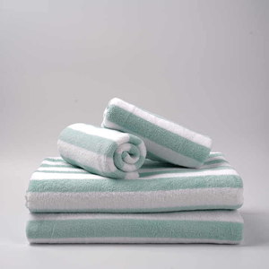 Serviette de plage en velours de haute qualité, à carreaux noir et blanc, antimicrobienne, écologique, personnalisable en coton pour usage quotidien - Product Image 6