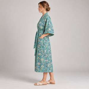 Robe à imprimé floral pour femmes, longueur genou, manches trois quarts, en polyester tissé doux, décontractée, avec fermeture à cordon - Product Image 2