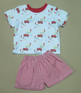 Venta al por mayor desde Vietnam: Conjunto de camiseta y pantalones cortos hechos de material transpirable y agradable para la piel. - Product Image 4