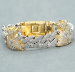 Pulsera de Diamantes Moissanite Más Vendida para Compromiso o Aniversario y Cumpleaños, Disponible a Precio de Exportación - Product Image 1