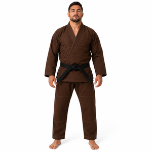 Traje de BJJ transpirable que ofrece comodidad ligera, durabilidad reforzada y movimiento flexible para entrenamiento intenso de artes marciales. - Product Image 1