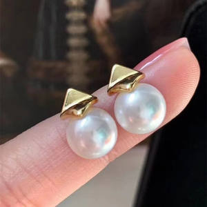 Boucles d'oreilles clous en perles d'eau douce rondes naturelles de 7-8 mm pour femmes, plaquées or 14 carats, lumière intense, simples et tempérées - Product Image 2