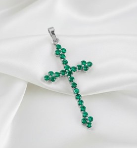 จี้รูปกางเขนประดับดาวทองคำ 14KT พร้อมมรกตเพาะเลี้ยงในห้องปฏิบัติการ - Product Image 1