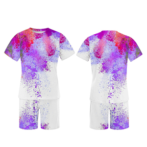 ราคาขายส่ง เสื้อยืดแขนสั้นและกางเกงขาสั้นชุดเซ็ตสำหรับผู้ชาย ดีไซน์ใหม่สำหรับฤดูร้อน สวมใส่สบาย เอวยางยืด ความยาวระดับเข่า ลายพิมพ์แบบซับลิเมชั่น - Product Image 4