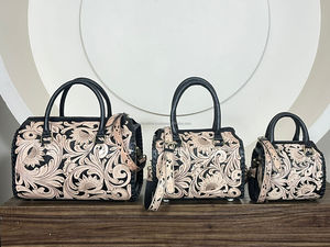 Bolsos de Viaje Grandes de Cuero Floral Grabado a Mano Estilo Vintage, Nuevos Bolsos Cruzados de Cuero Genuino para Fin de Semana - Product Image 5