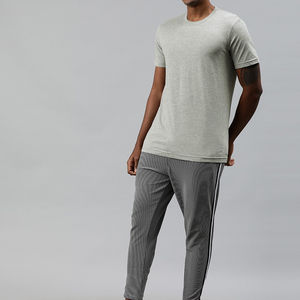 Camiseta Ecológica para Hombre al por Mayor, Transpirable, de Algodón Puro, Estilo Oversize, Nueva Colección, con Técnica de Bordado y Estampado - Product Image 5