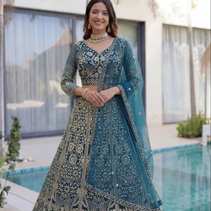 RAMDEV TRADING LAHENGA CHOLI DUPATTA VINTAGE INDIO TRADICIONAL PARA FIESTAS, DE SECADO RÁPIDO, SUAVE, DE MALLA, CON BORDADO DE LENTEJUELAS - Product Image 1