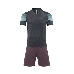 Uniforme de Fútbol para Hombre, Transpirable y de Secado Rápido, con Tela Elástica Ligera que Brinda Comodidad Suave y Gran Durabilidad - Product Image 2