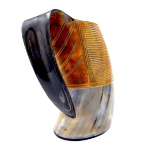 Z M CREATIONS - Jarra Vintage de Cuerno de Buey con Tapa de Bambú, Ecológica, Ligera y Personalizable para Vino, Cerveza, Decoración de Bodas - Product Image 5