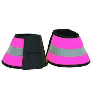 Botas de neopreno para caballos. Estas botas ofrecen una comodidad y protección superiores. Botas reflectantes de gran calidad. - Product Image 3