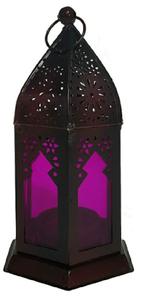 Las linternas metálicas son piezas decorativas versátiles adecuadas para uso en interiores y exteriores, con diseños que van desde el estilo marroquí intrincado hasta el más sencillo. - Product Image 2