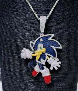 Colgante de Sonic the Hedgehog plateado, colgante de dibujos animados con incrustaciones de circonitas para hombres y mujeres, regalo de fiesta, joyería - Product Image 1