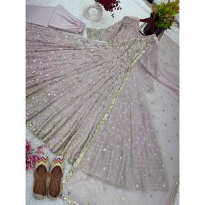 VESTIDO DE TRABAJO DE SECUENCIA DE BORDADO DE GEORGETTE DE DISEÑADOR CON CEBOLLA DUPATTA - Product Image 1