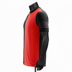 Camiseta Deportiva de Manga Corta para Hombre, Cuello Redondo, Bloques de Color Negro y Rojo, Tejido de Secado Rápido, Corte Regular - Product Image 3