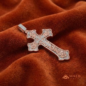 จี้กางเขนวินเทจสีโรสโกลด์ประดับมอสซาไนต์ สร้อยคอฮิปฮอปแบบ Iced Out เครื่องประดับเสริมดวงทางศาสนา ของขวัญสำหรับทุกคน - Product Image 2