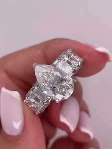 Anillo de media eternidad con moissanita de 5 quilates, corte pera y radiante, para mujer, joyería original de plata 925, ideal para regalo de fiesta para amigas - Product Image 3