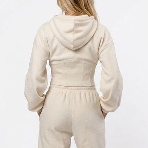 Conjuntos Deportivos de Mujer de Primera Calidad en Venta, Conjuntos Deportivos de Mujer Más Vendidos a Precio Razonable - Product Image 5