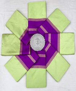 Sari de Seda Verde Claro con Borde Morado, Traje Tradicional Indio para Bodas, Estilo Banarasi, Sari Drapeado para Mujer - Product Image 5