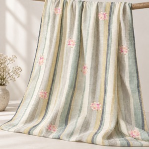Tela de Muselina 100% Viscosa Estampada con Rayas de Loto, Tejido Resistente al Agua y Ecológico para Vestidos, Ropa de Cama y Decoración del Hogar - Product Image 1