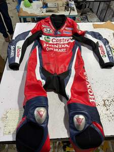 Combinaison de motard en cuir de vachette véritable, deux pièces, coupe-vent, de qualité supérieure, très vendue - Product Image 2