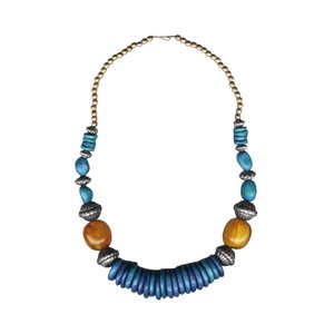 Ensemble de colliers écologiques pour femmes, bijoux légers pour occasions festives avec boucles d'oreilles, disponible à bon prix - Product Image 1