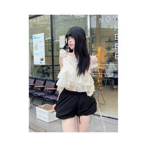 Shorts Bermuda de Alta Calidad para Mujer, Tela Sedosa Arrugada, Secado Rápido, Ecológicos, Ropa de Negocios a la Moda, Servicio ODM Vietnamita - Product Image 2