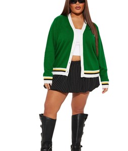 Cárdigan de punto casual para mujer con logotipos personalizados, cuello en V, bloques de color verde, manga larga y botones. - Product Image 1