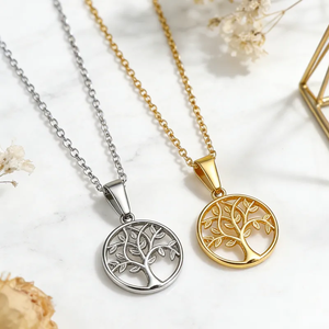 Collar con colgante geométrico elegante para mujer en acero inoxidable 304 con cadena de eslabones en O chapada en oro real de 18 quilates - Product Image 4