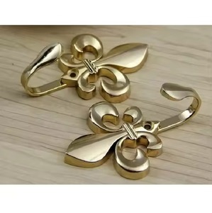 Crochets muraux en métal au design moderne pour entrée, organisateur mural pour manteaux, chapeaux et sacs, solution de rangement murale - Product Image 6