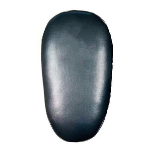 Pads de Muay Thai personnalisés en cuir PU de qualité supérieure, pads de boxe incurvés, pads de frappe durables, respirants et écologiques - Product Image 2