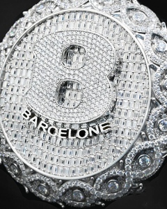 Pendentif en moissanite de haute qualité, créé en laboratoire, avec un éclat brillant, pour collections de bijoux de luxe, disponible à un prix compétitif - Product Image 3