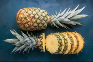 Piña Fresca de Primera Calidad, Cosechada en Granja, Fruta Tropical Dulce, Suministro al por Mayor para Mercados Minoristas, Consumo Diario, Ocean Link - Product Image 2