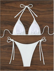 Ensemble bikini blanc pour femme, haut croisé à nouer, bas string à nouer sur les côtés, maillot de bain deux pièces en Spandex et Nylon, coupe extensible - Product Image 4