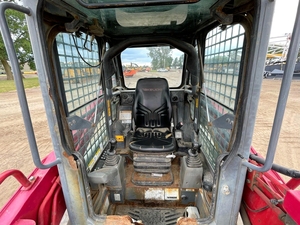 Mini Cargadora de Orugas TL8 de 74 HP para Jardinería y Trabajos Agrícolas - Product Image 3