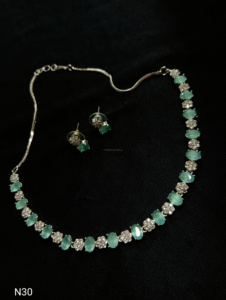 Ensemble de bijoux de mariée en diamant américain classique Collier et boucles d'oreilles en deux pièces pour mariage Style classique à la mode - Product Image 3