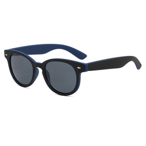 New Sunglasses for Men and Women Square <b>Frame</b> with UV400 Lenses - Product Image 2