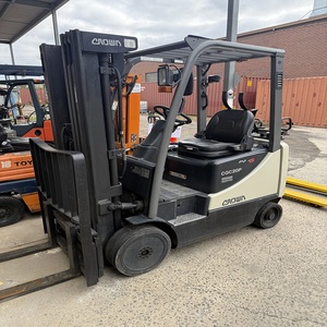 Montacargas Crown 2.5T Usado a Precio de Mayoreo, Disponible para Empresas que Necesitan Equipos de Montacargas Confiables, Material Usado Eficiente - Product Image 6