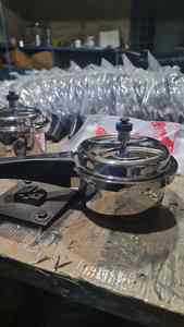 Olla a Presión de Gas de Alto Rendimiento |   Capacidad de 3L |   Cocina Rápida y Duradera |   Uso Doméstico y Comercial - Product Image 4