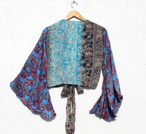 Nueva llegada de seda hecha a mano verano campana manga Crop Top blusa pura seda Patchwork Crop Top seda Wrap Top para mujer - Product Image 3