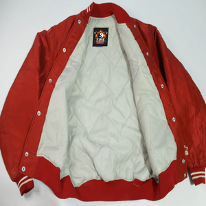 Chaqueta de Invierno Forrada con Acolchado, Estilo Vintage de los 90, Bordada con el Logotipo de la Universidad Estatal, Hecha en EE. UU., de Buena Calidad y Personalizable - Product Image 4