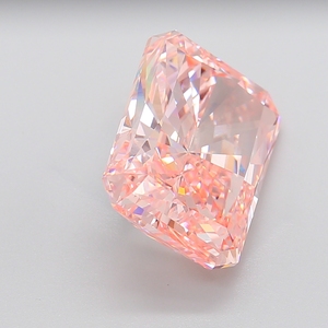 เพชรทรงเรเดียนท์คัท สีแฟนซี ความสะอาดระดับ VVS2 ผลิตด้วยเทคนิค CVD จากห้องปฏิบัติการ แบรนด์ Jk Creation รับรองโดย IGI ผลงานชิ้นเอกแห่งความหรูหราที่เป็นมิตรต่อหลักจริยธรรม - Product Image 4