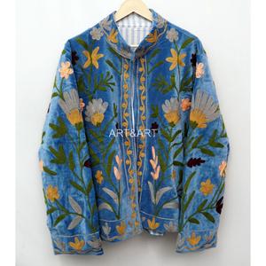 Veste en velours de coton Suzani faite à la main, broderie florale, manteau d'hiver écologique, vêtement d'extérieur ethnique bohème, directement de l'usine - Product Image 1