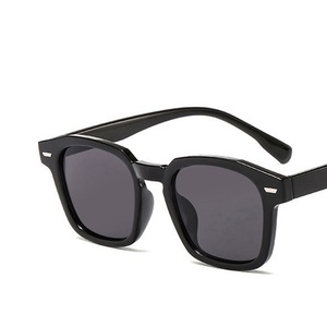 High Quality Cost Effective Box <b>Sunglasses</b> Fashionable Outdoor Versatile <b>Sunglasses</b> for Men and Women - Product Image 2