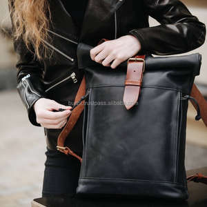 Premium Unisex Genuine Buff Leather Backpack Hecho a mano Roll Top Closure para viajes y senderismo Casual Laptop 2017 - Product Image 5