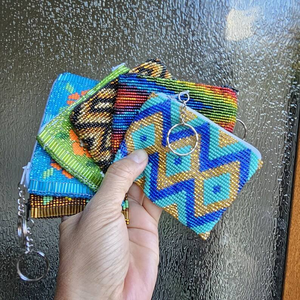 Pochette à monnaie de style ethnique en perles de rocaille avec broderie colorée, vente en gros de porte-monnaie brodé en perles de rocaille avec fermeture éclair - Product Image 4