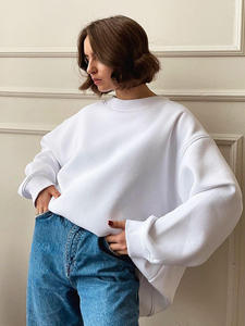 เสื้อสเวตเชิ้ตผู้หญิงทรงโอเวอร์ไซส์ คอกลม มีซับใน สวมใส่สบาย สีพื้น แขนยาว ผ้าถักโพลีเอสเตอร์ ขนฟลีซ ระบายอากาศได้ดี เหมาะสำหรับใส่ในฤดูหนาว - Product Image 5
