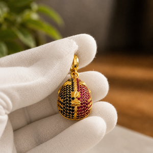 Pendentif Hip Hop de luxe avec micro-incrustation de rubis et pierres précieuses noires, charme unisexe pour un usage quotidien - Product Image 1