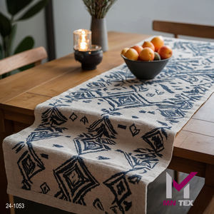 Chemin de table en coton de qualité supérieure armure toile avec motif imprimé pour hôtels restaurants dîners de fête fêtes en famille - Product Image 1